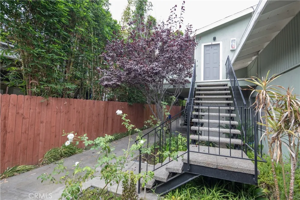 329 Orizaba Avenue #3 Long Beach, CA 90814