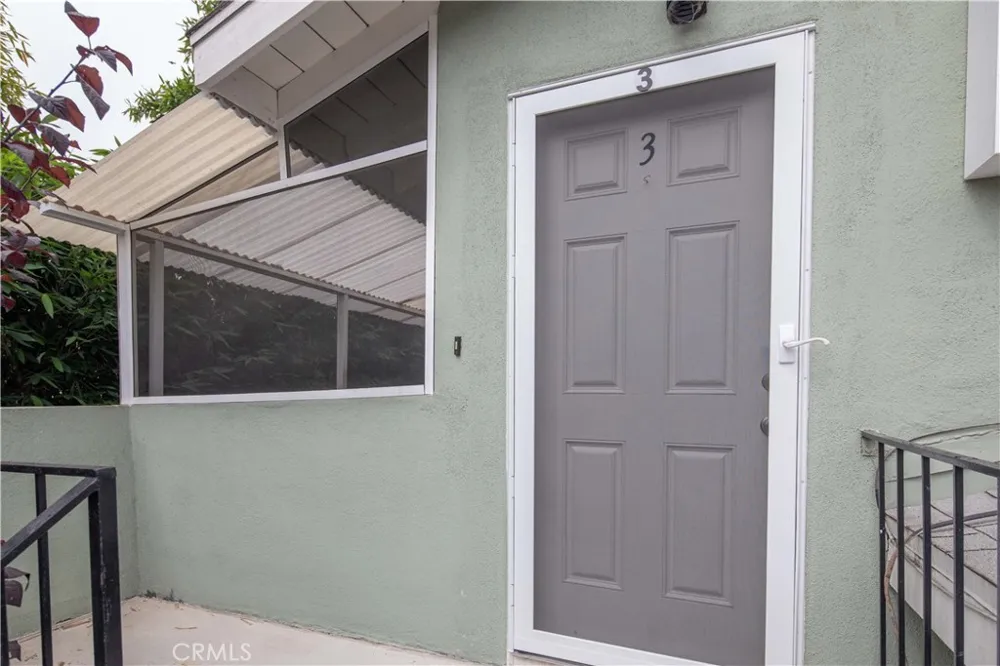 329 Orizaba Avenue #3 Long Beach, CA 90814
