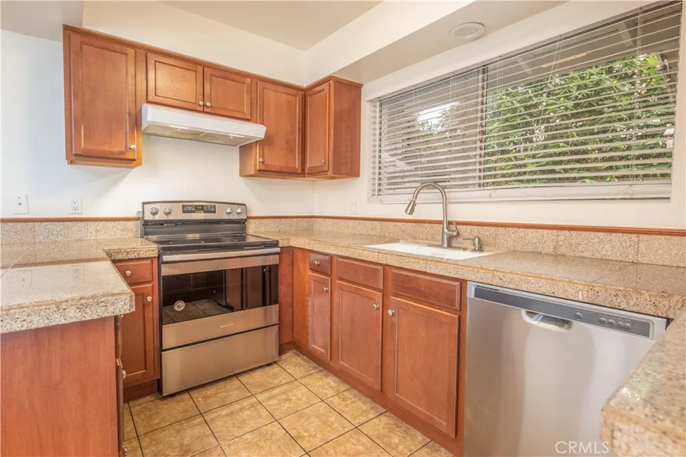 329 Orizaba Avenue #3 Long Beach, CA 90814