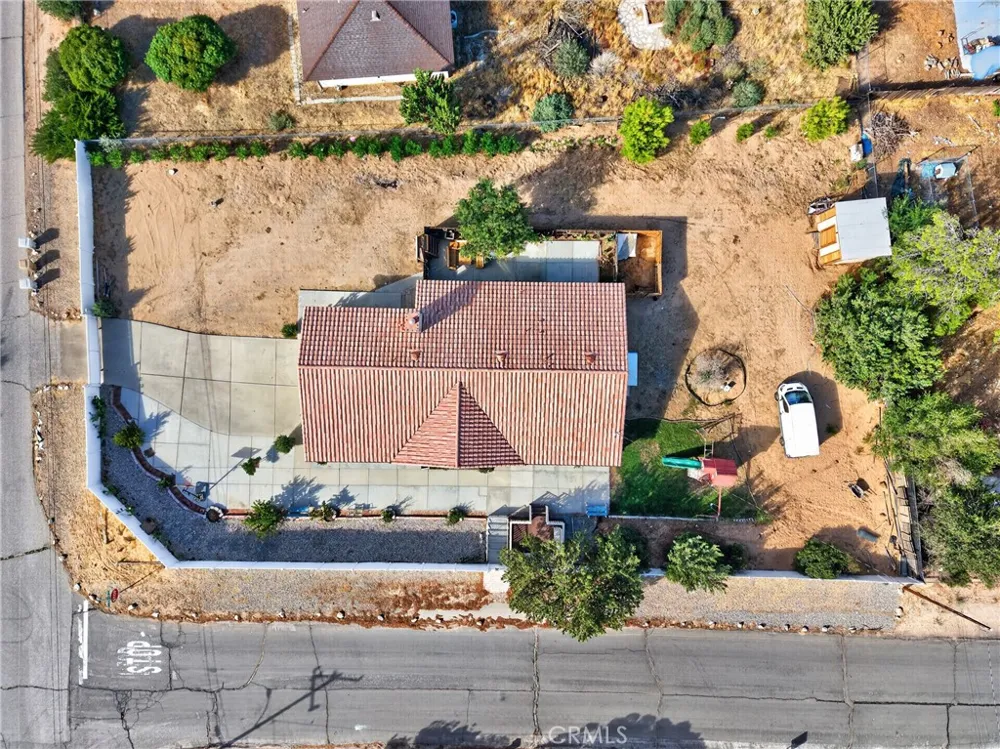 18004 Orange Hesperia, CA 92345