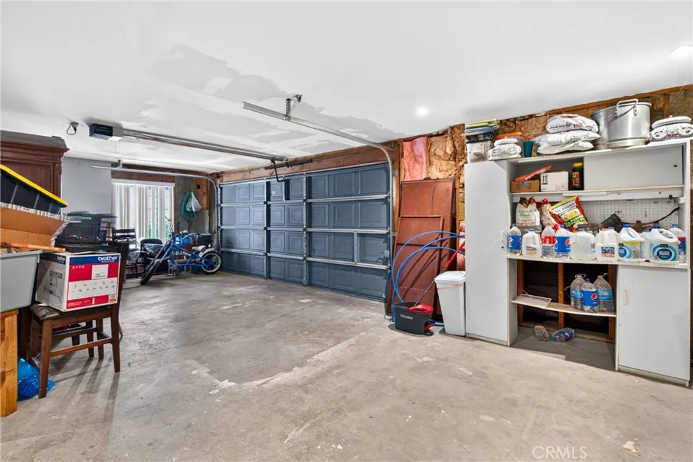 18004 Orange Hesperia, CA 92345
