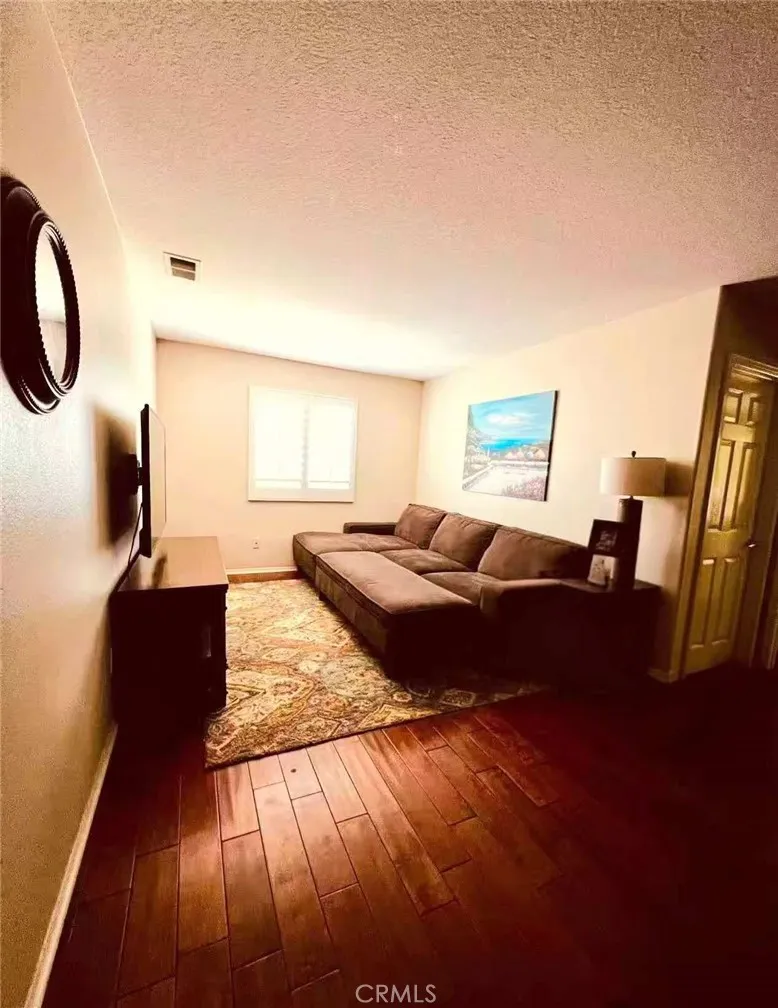 43271 Brookway Temecula, CA 92592