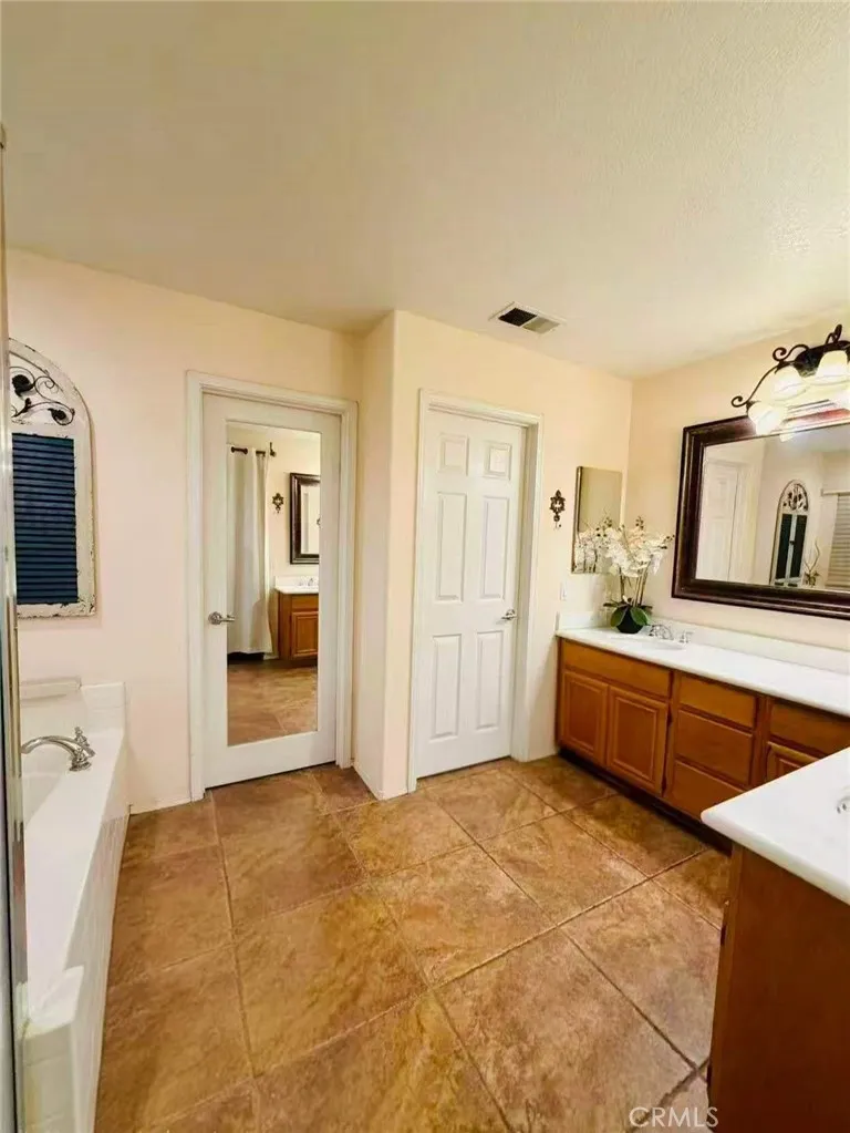 43271 Brookway Temecula, CA 92592