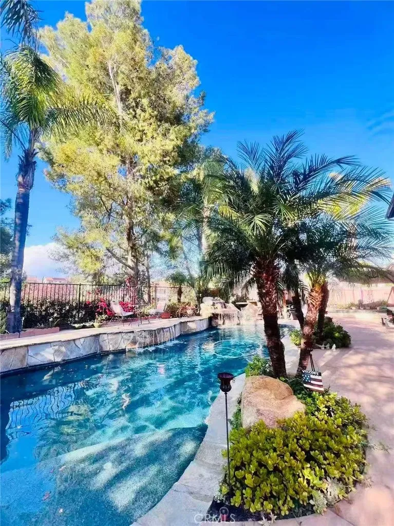 43271 Brookway Temecula, CA 92592
