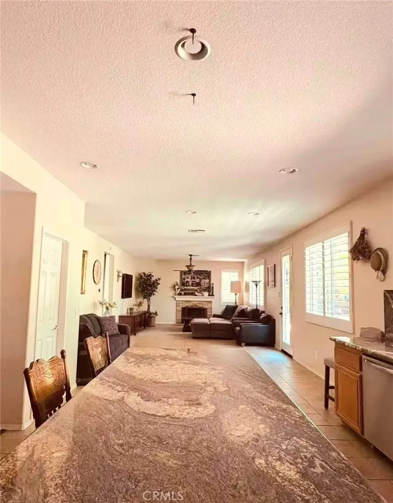 43271 Brookway Temecula, CA 92592