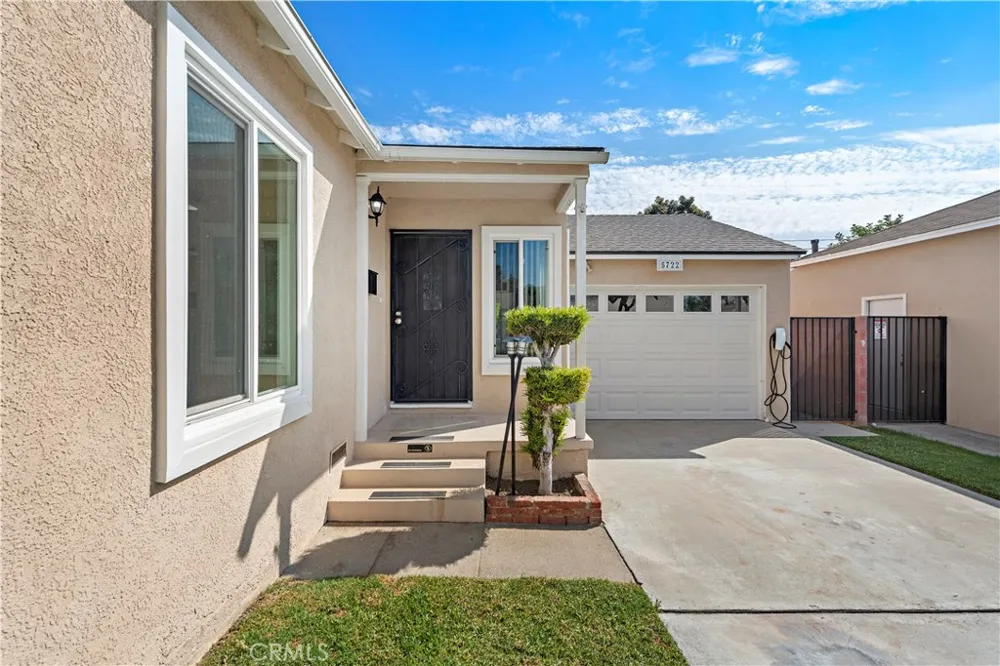 5722 Faculty Avenue Lakewood, CA 90712