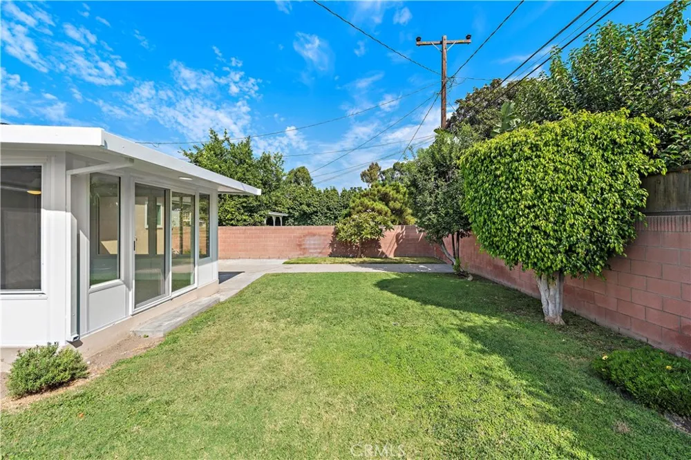 5722 Faculty Avenue Lakewood, CA 90712