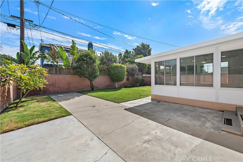 5722 Faculty Avenue Lakewood, CA 90712