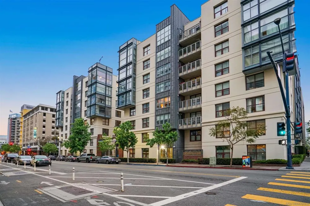 1150 J St #523 San Diego, CA 92101