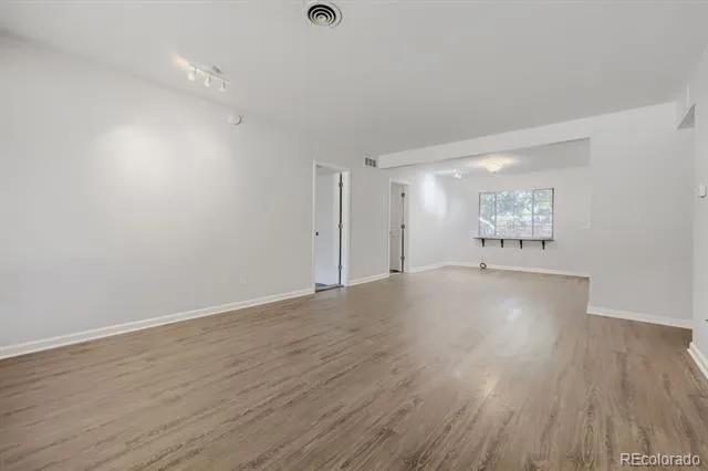 716 Scranton Court Aurora, CO 80011