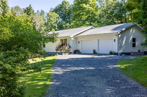 60 Briarwood Lane