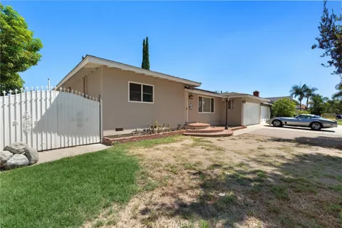 1335 Rexwood