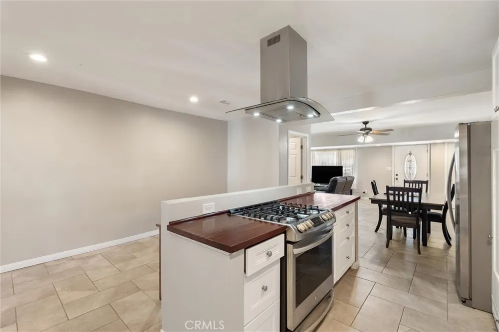 1335 Rexwood West Covina, CA 91790