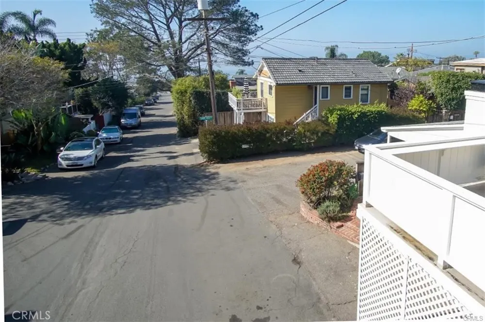 31612 Santa Rosa Drive Laguna Beach, CA 92651