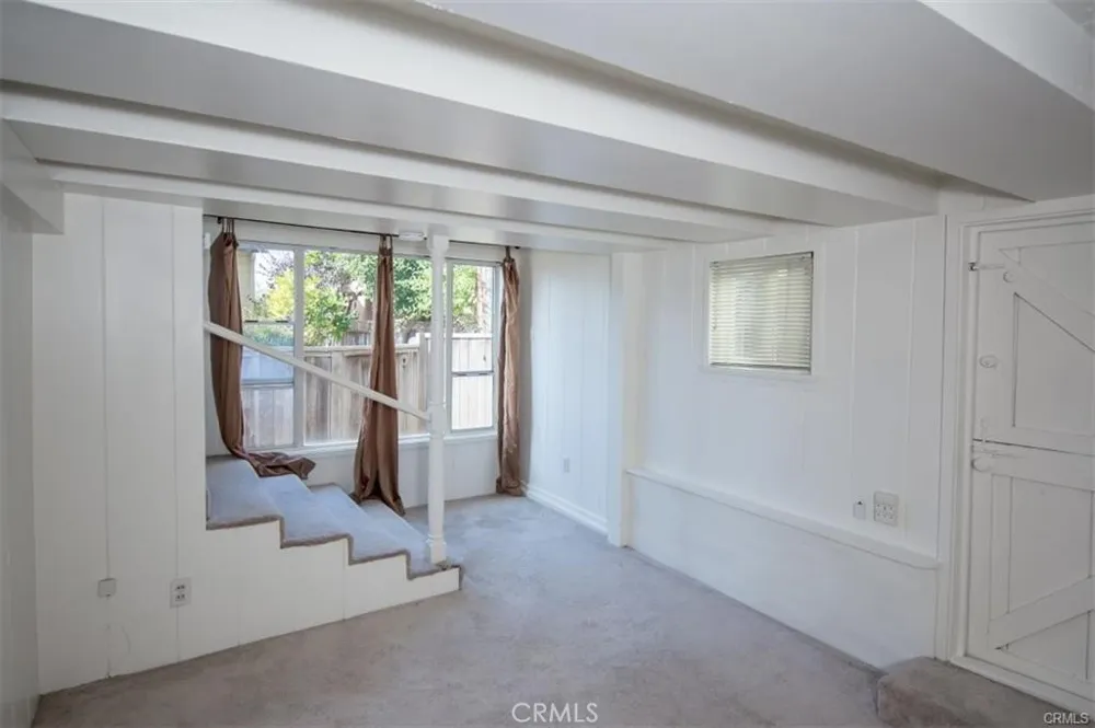 31612 Santa Rosa Drive Laguna Beach, CA 92651