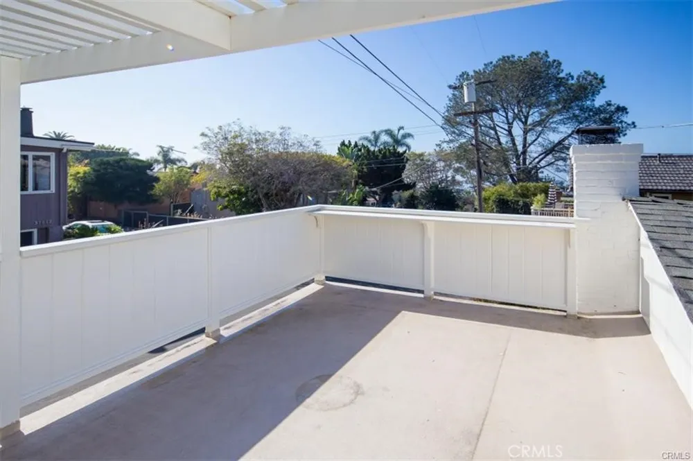 31612 Santa Rosa Drive Laguna Beach, CA 92651