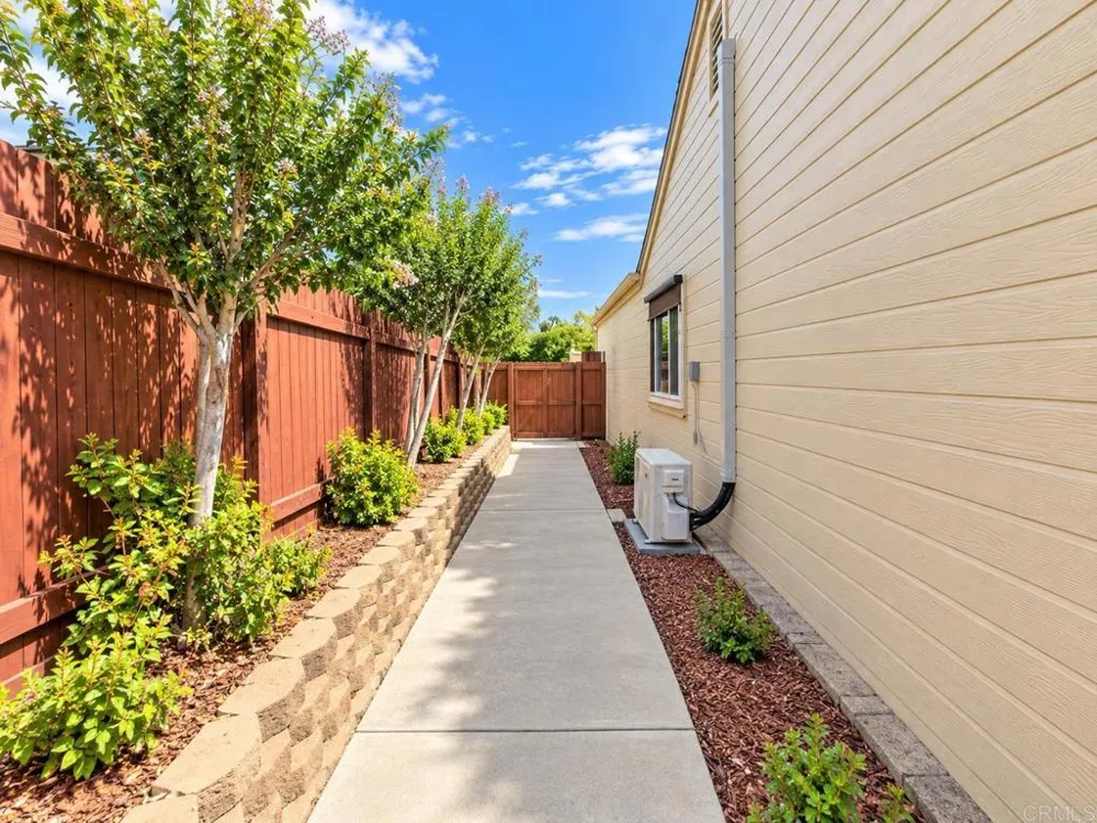 652 Irene Road Oceanside, CA 92057