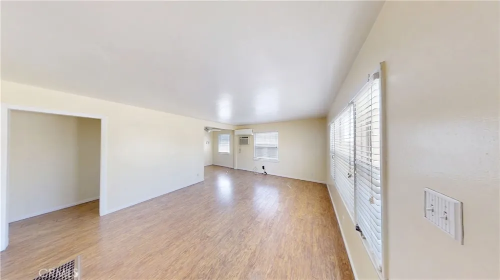 1878 Capri Avenue Mentone, CA 92359
