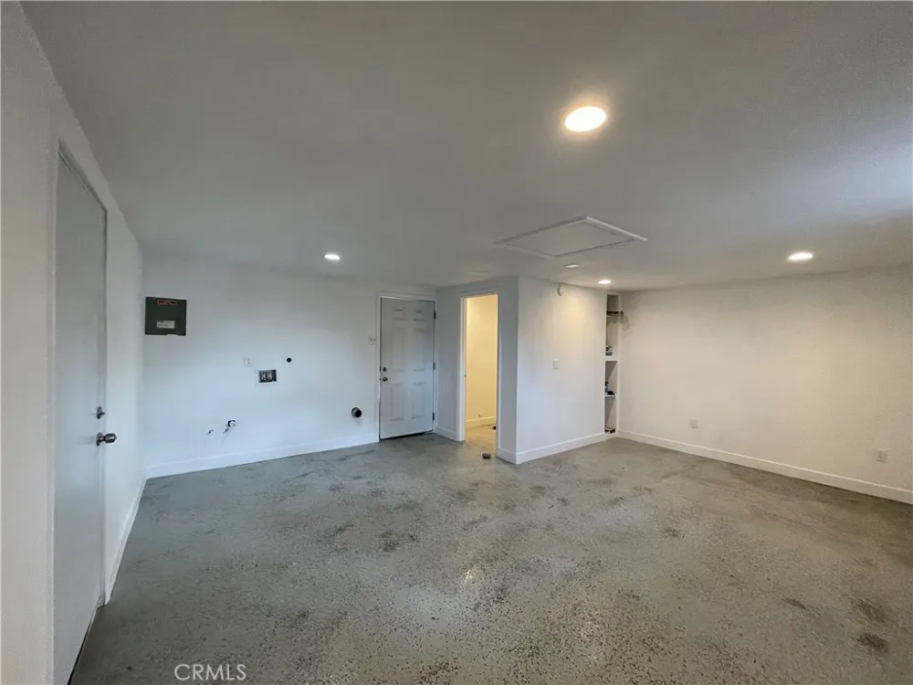 1878 Capri Avenue Mentone, CA 92359