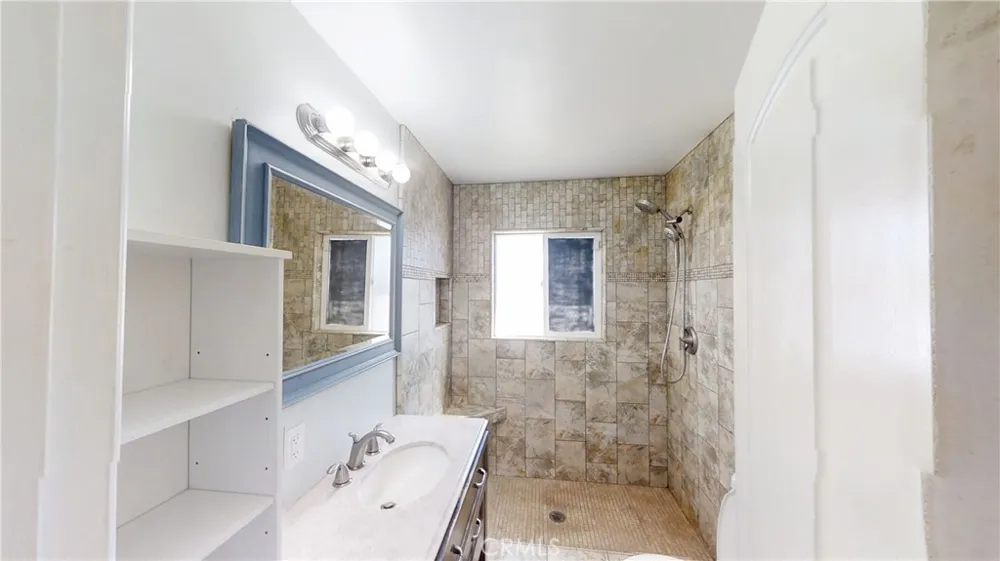 1878 Capri Avenue Mentone, CA 92359