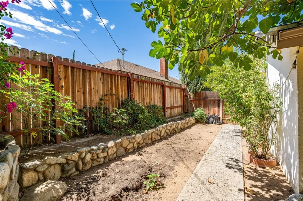 3986 HAVENHURST AVE Riverside, CA 92507