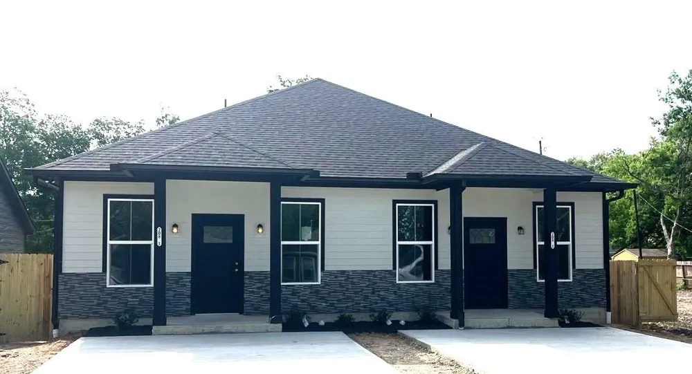208 Indiana Street #2 South Houston, TX 77587