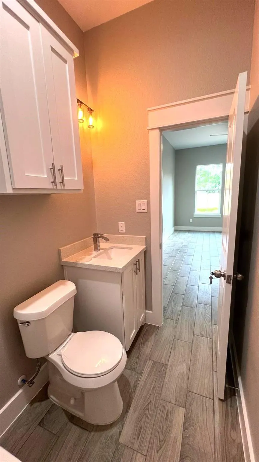 208 Indiana Street #2 South Houston, TX 77587