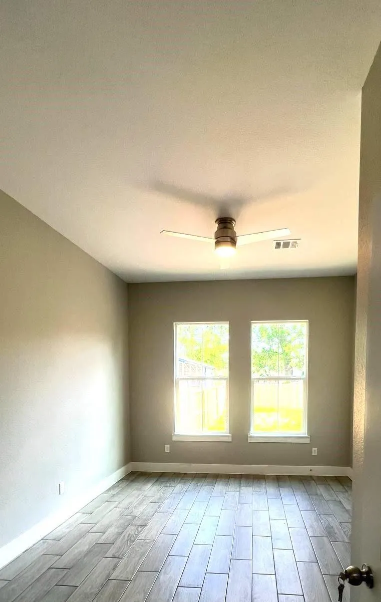 208 Indiana Street #2 South Houston, TX 77587