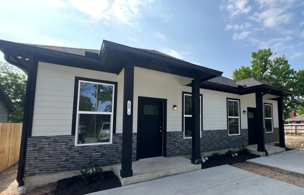 208 Indiana Street #2 South Houston, TX 77587