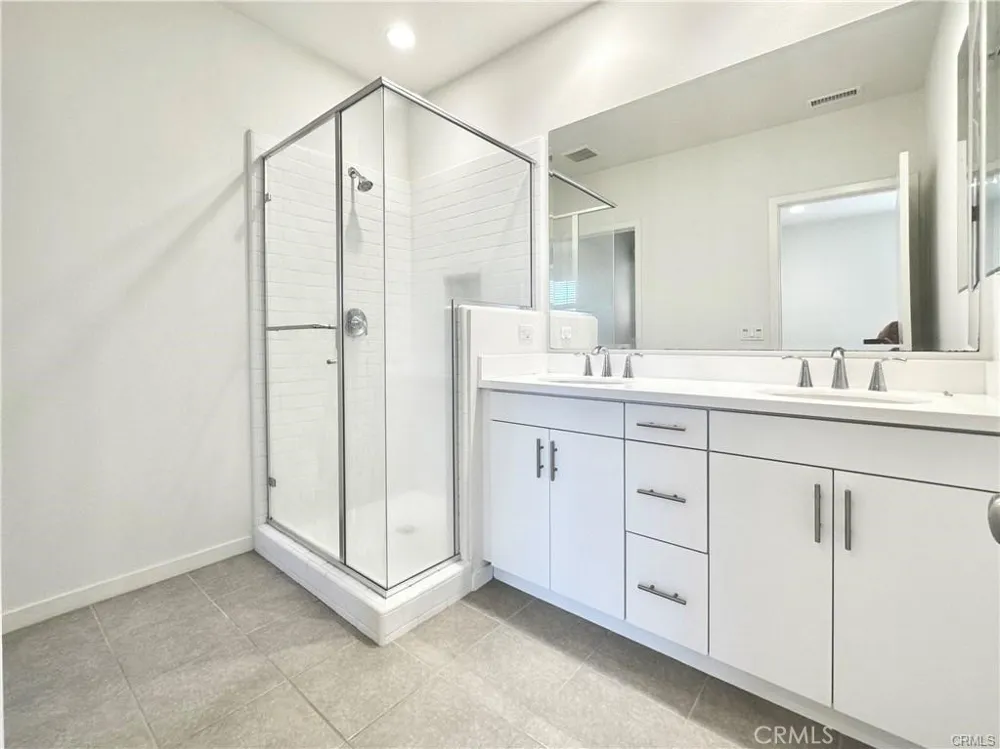 129 Briarberry Irvine, CA 92618