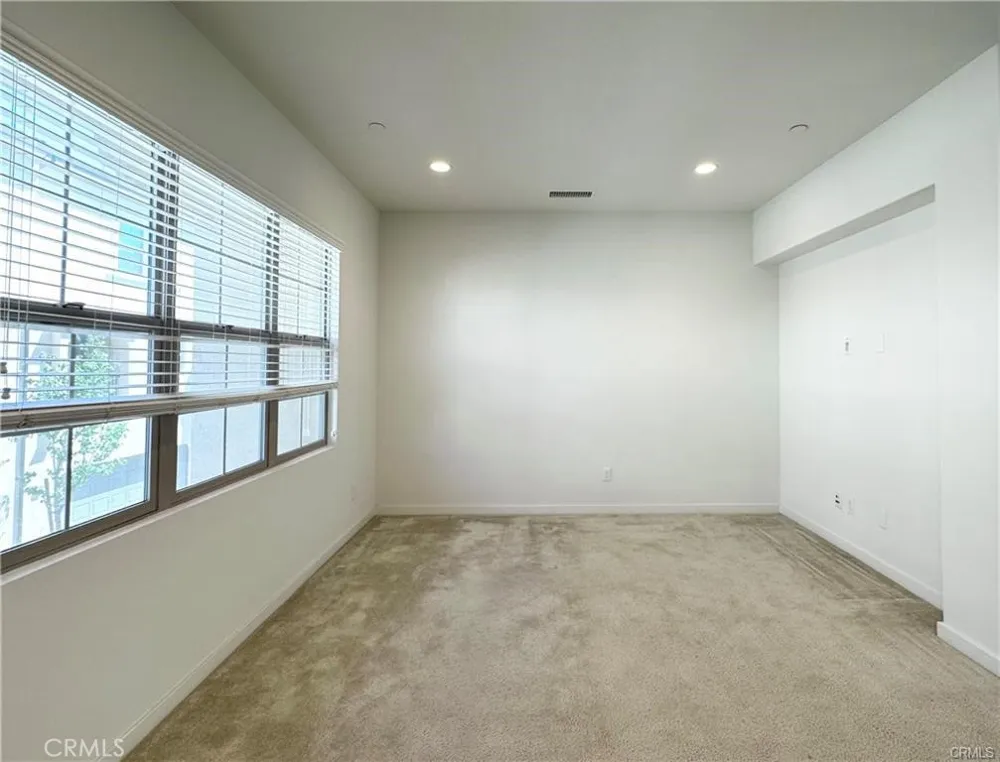 129 Briarberry Irvine, CA 92618