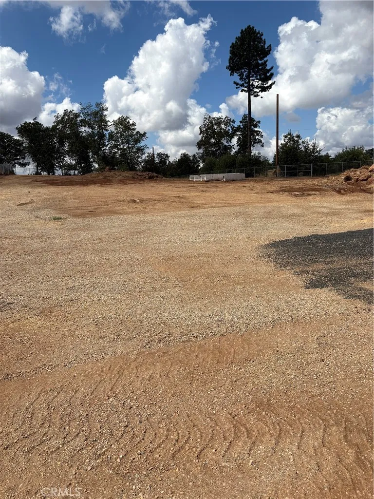 5161 Eden Road Paradise, CA 95969