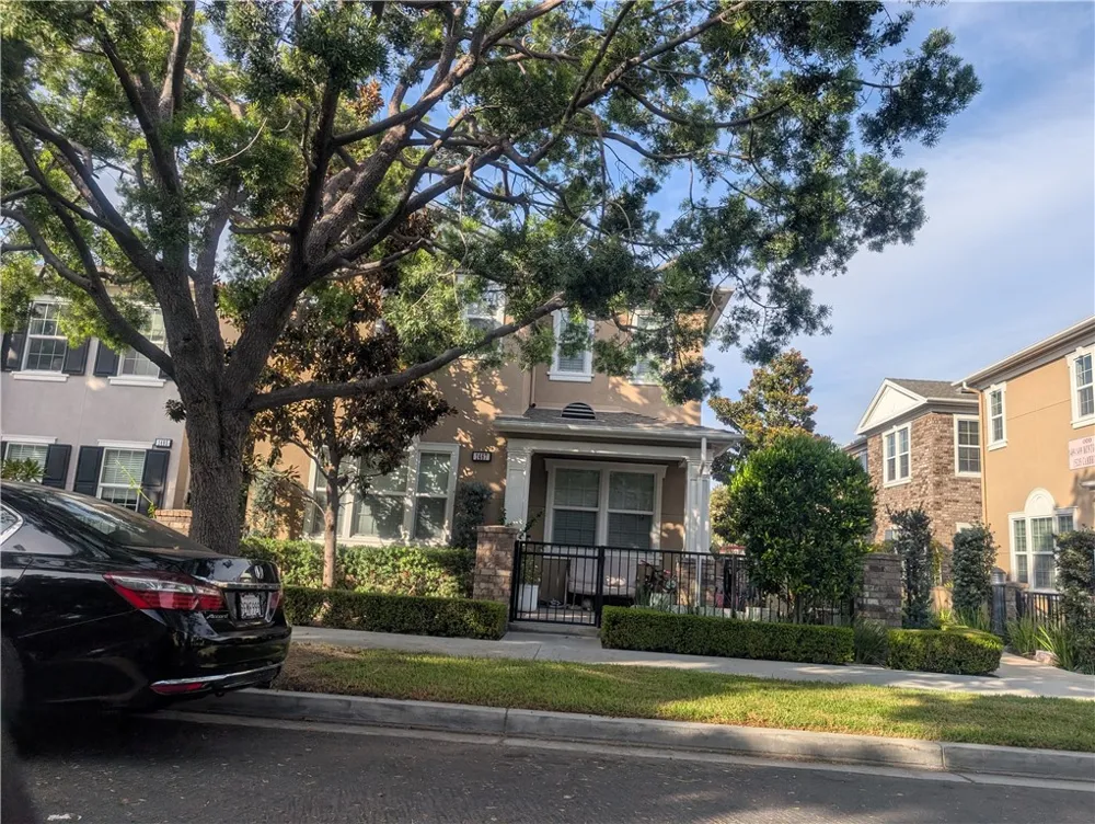 1487 Montgomery Tustin, CA 92782