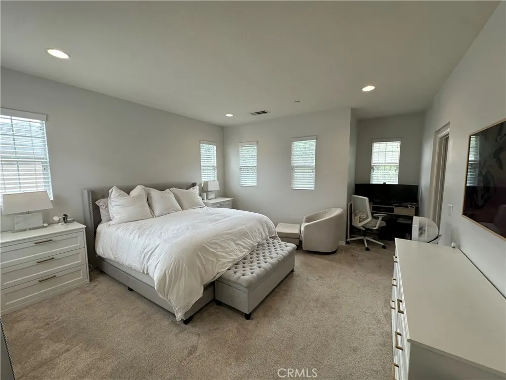1487 Montgomery Tustin, CA 92782