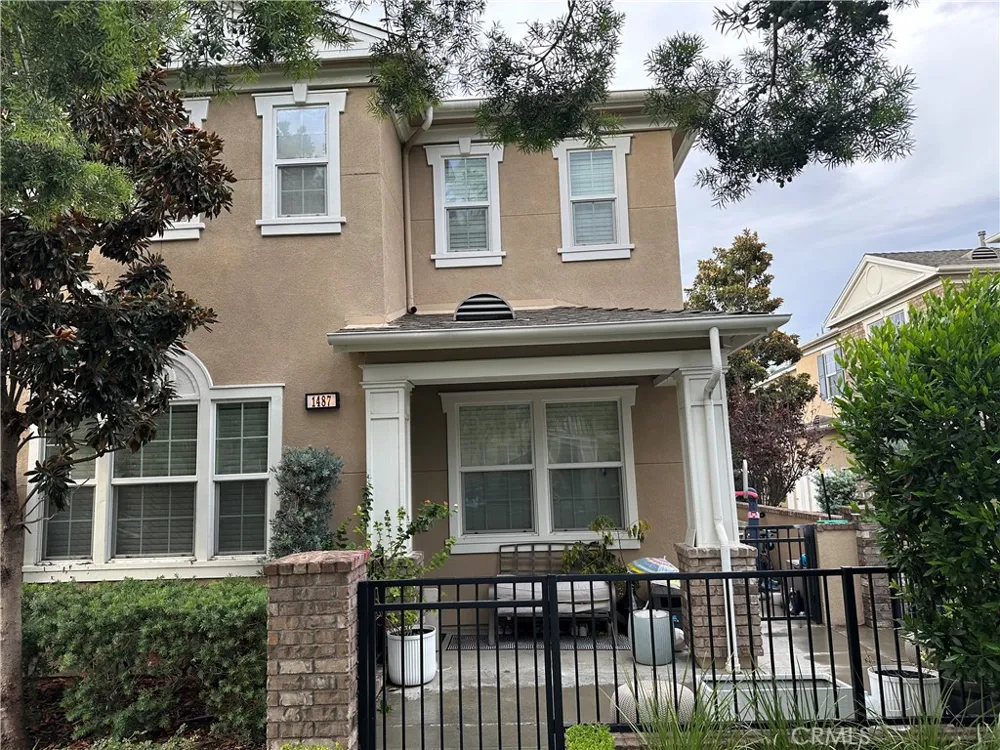 1487 Montgomery Tustin, CA 92782