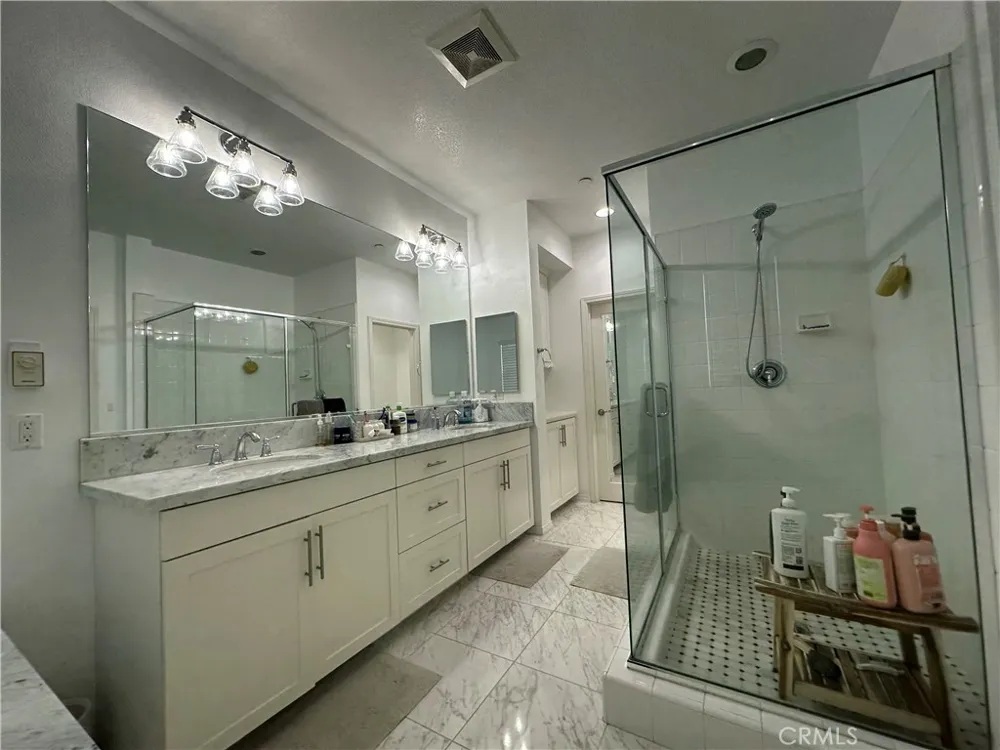 1487 Montgomery Tustin, CA 92782