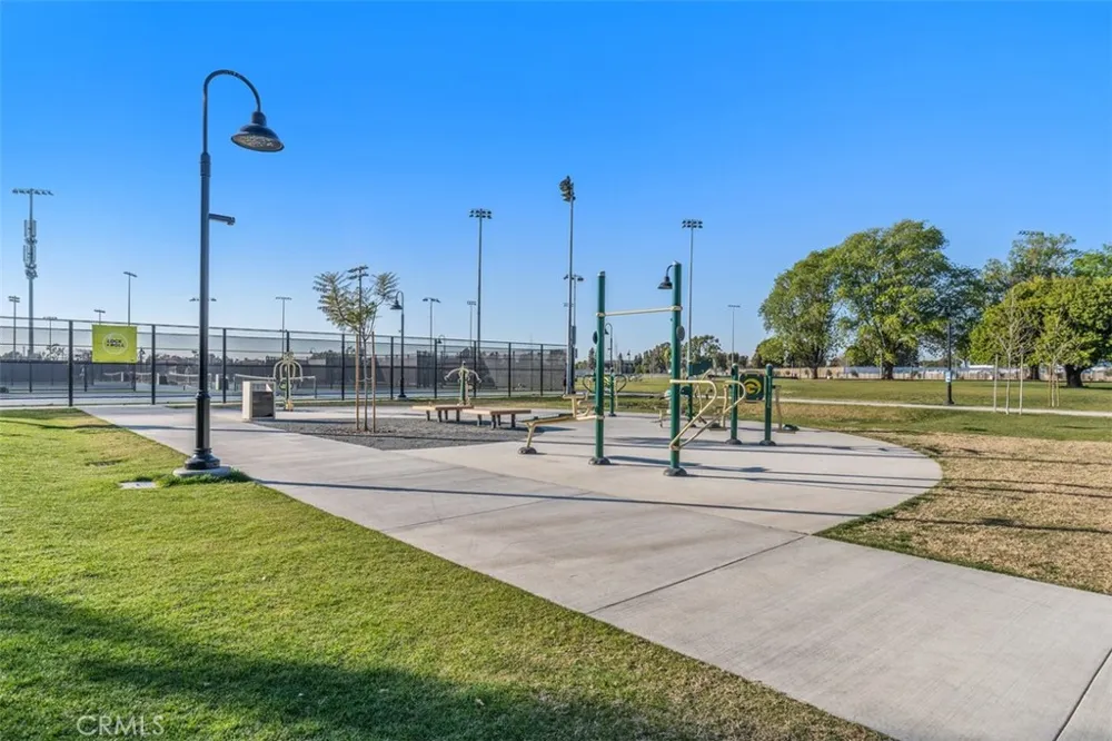 1487 Montgomery Tustin, CA 92782