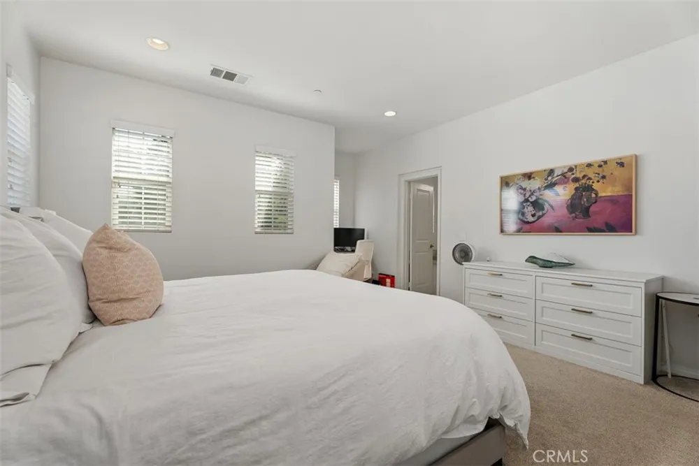 1487 Montgomery Tustin, CA 92782