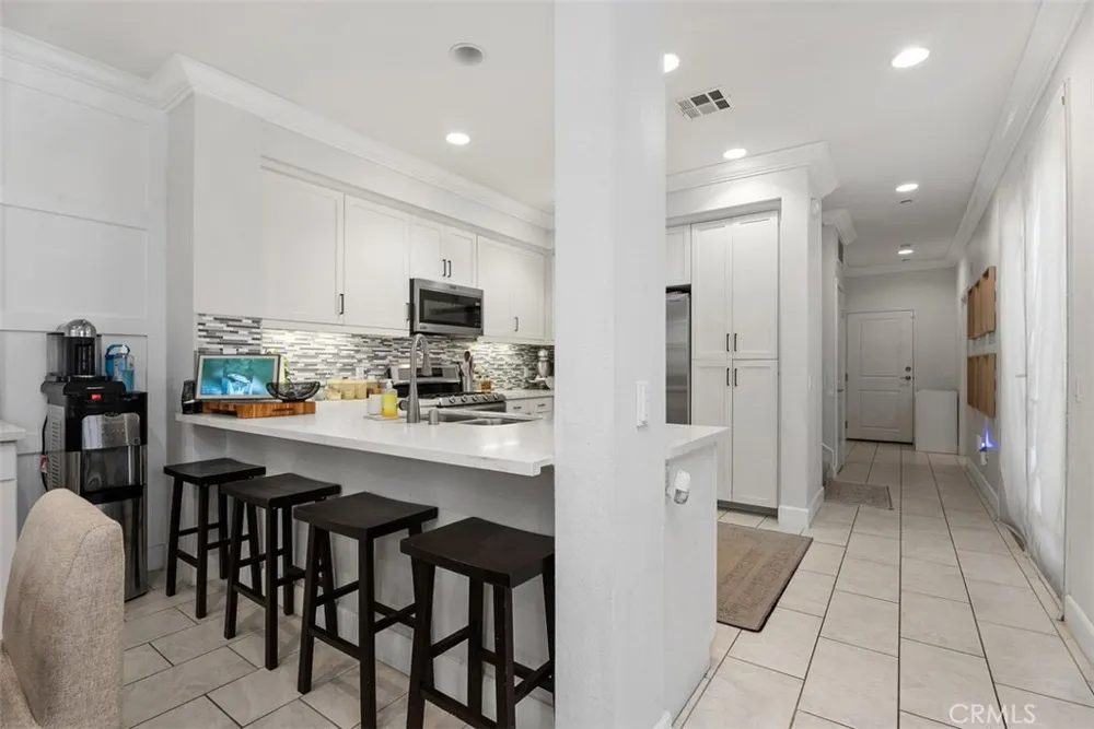 1487 Montgomery Tustin, CA 92782