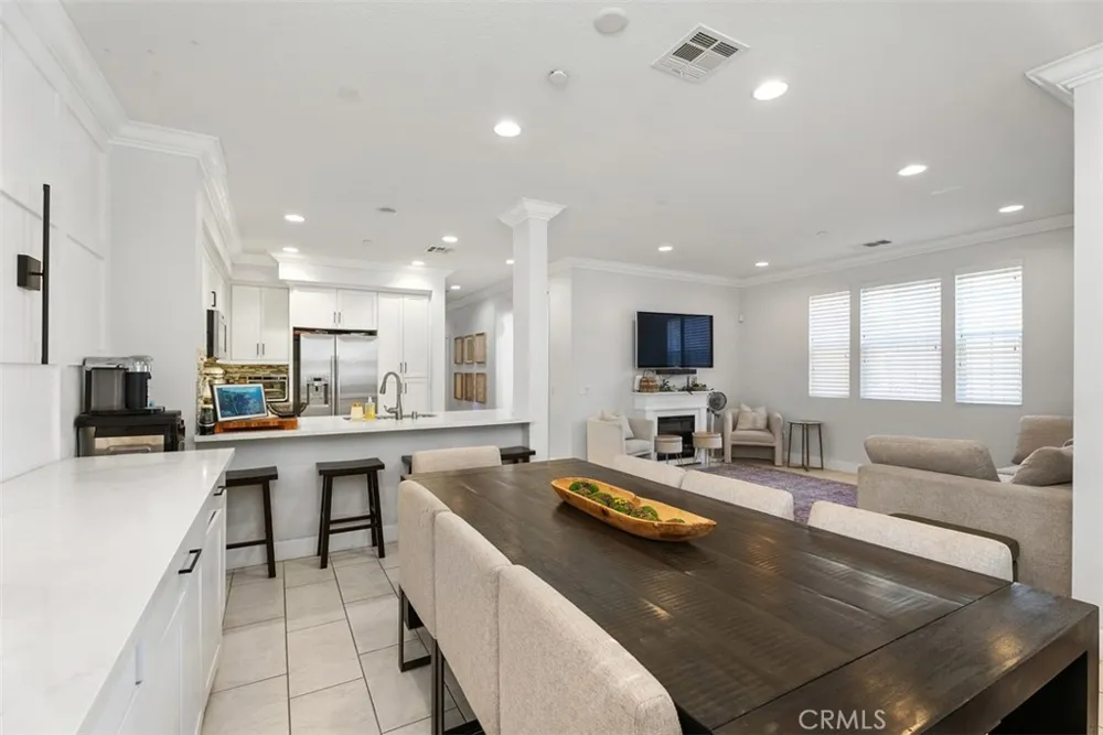 1487 Montgomery Tustin, CA 92782
