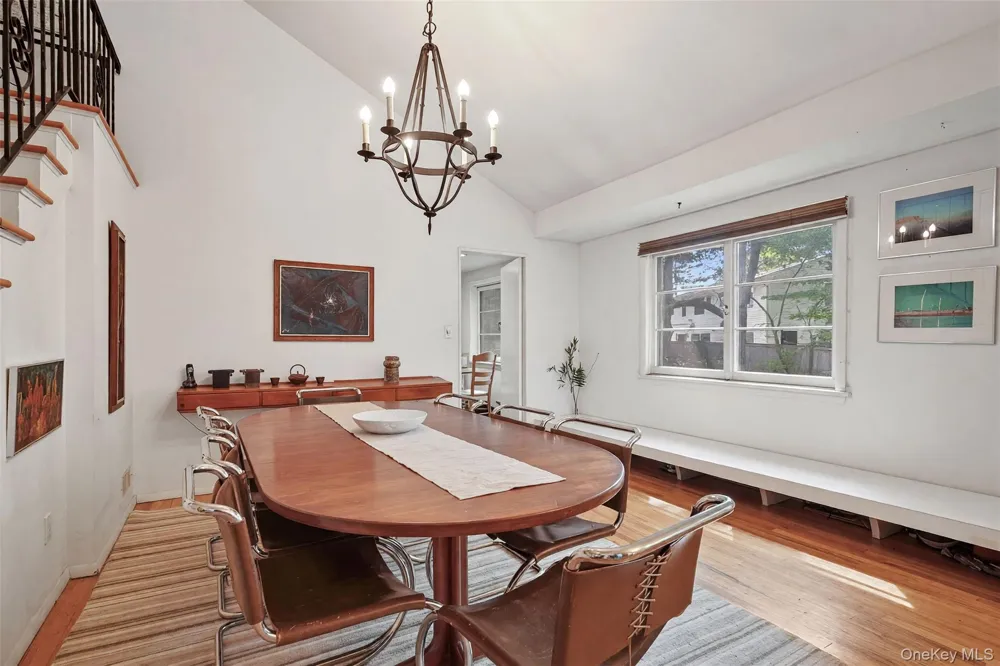 4 Greenhouse Circle Rye Brook, NY 10573