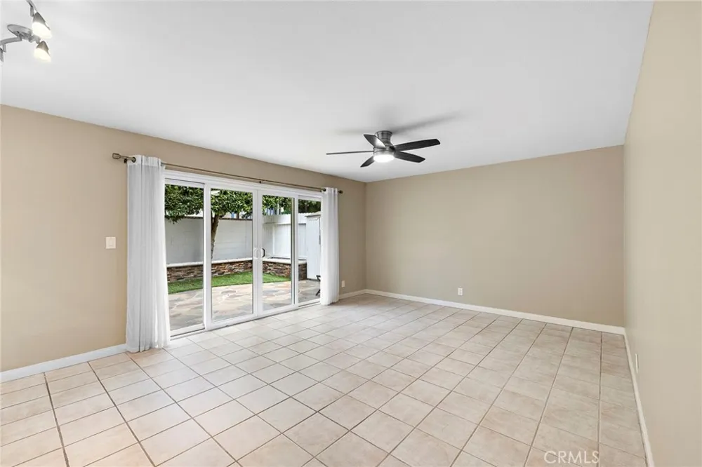 214 20th Street #B Newport Beach, CA 92663