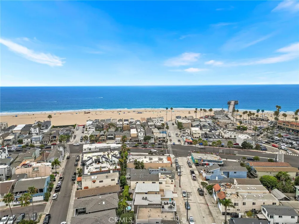 214 20th Street #B Newport Beach, CA 92663