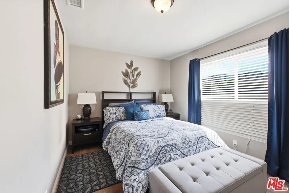 332 E Plymouth Street Inglewood, CA 90302