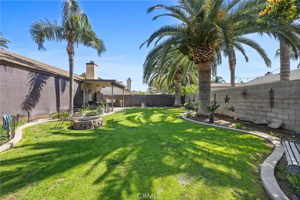 12503 Sawtooth Bakersfield, CA 93312