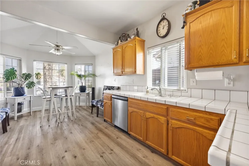 12503 Sawtooth Bakersfield, CA 93312