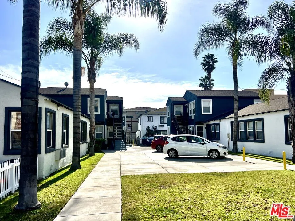 604 E CHEVY CHASE DRIVE #D Glendale, CA 91205