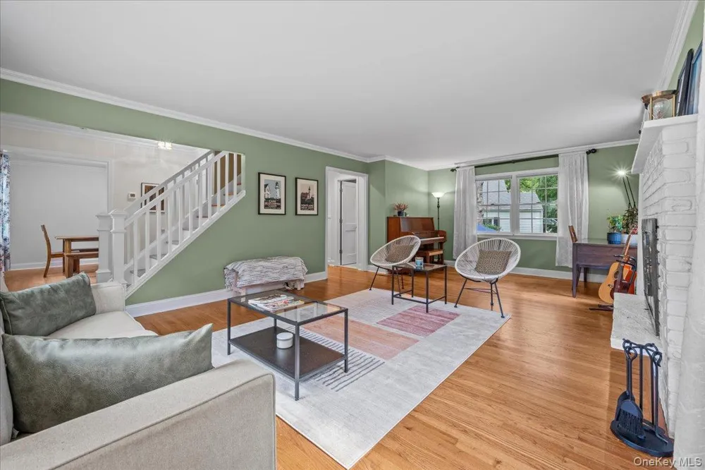 40 Branford Road Hastings-on-Hudson, NY 10706
