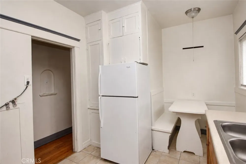 2681 Orchard Los Angeles, CA 90007