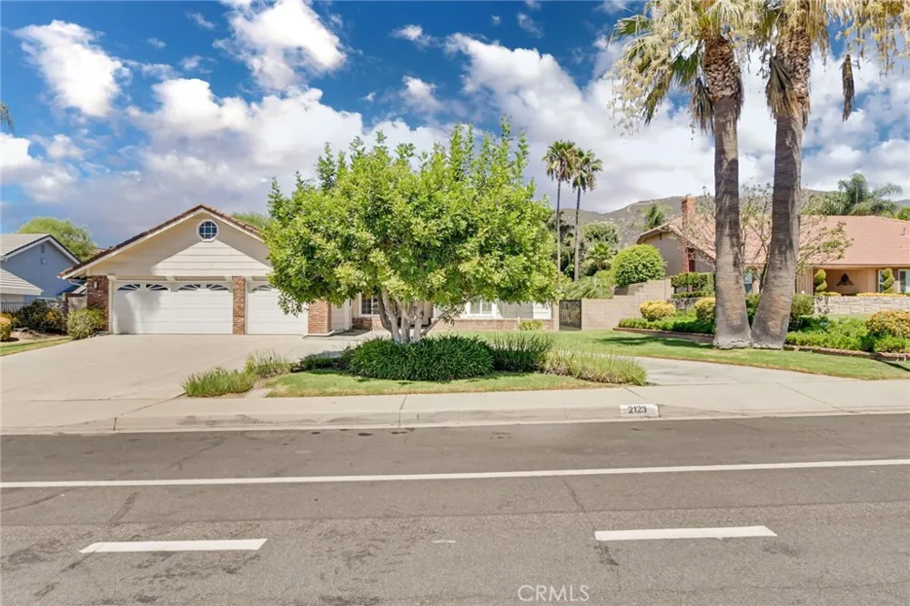 2123 Golden Hills La Verne, CA 91750